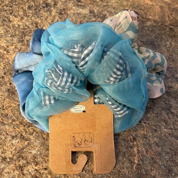 Three NWT Hair Scrunchies - Picture 2 of 6